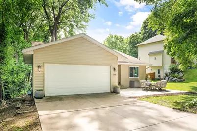 13101 Penn Avenue S, Burnsville, MN 55337 - Photo 2