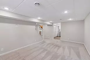 405 Orchid Ln N, Plymouth, MN 55447 - Photo 26
