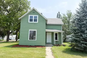 502 3rd Ave NW, Wilmont, MN 56185 - Photo 2
