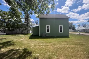 502 3rd Ave NW, Wilmont, MN 56185 - Photo 2