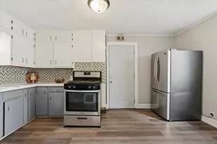 908 Sherburne Ave, Saint Paul, MN 55104 - Photo 8