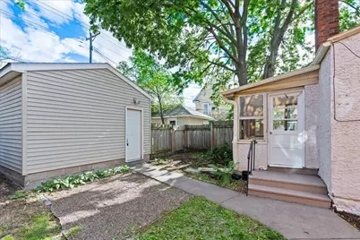 908 Sherburne Avenue, Saint Paul, MN 55104 - Photo 18
