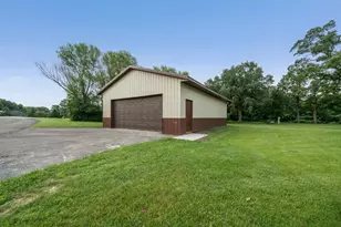 4700 Rural Oaks Dr SE, Alexandria, MN 56308 - Photo 10