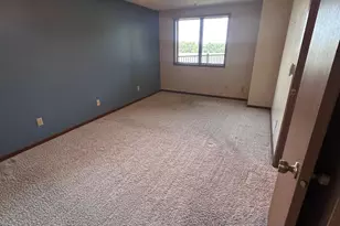808 Lake Chapeau Dr, Albert Lea, MN 56007 - Photo 12