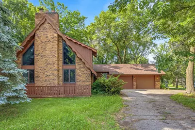 1817 Oregon Trail, Saint Cloud, MN 56301 - Photo 2