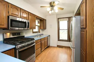 715 N Holcombe Ave, Litchfield, MN 55355 - Photo 2
