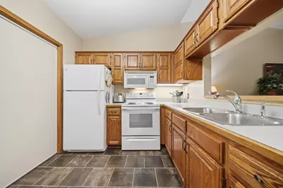 11137 Edgewood Circle N, Champlin, MN 55316 - Photo 8