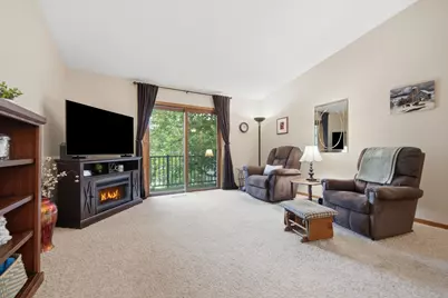 11137 Edgewood Circle N, Champlin, MN 55316 - Photo 4