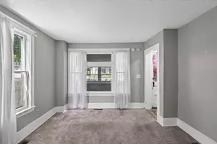 1094 Kent St, Saint Paul, MN 55117 - Photo 8