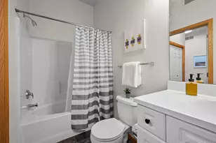 1800 Graham Ave, Saint Paul, MN 55116 - Photo 28