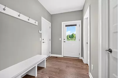 2230 Bentz Court, Chanhassen, MN 55317 - Photo 28