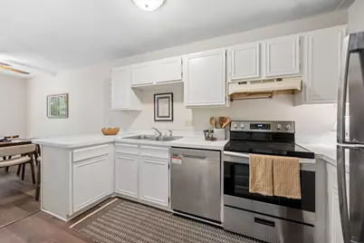 10731 Aquila Avenue S, Bloomington, MN 55438 - Photo 6