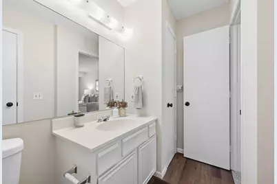 10731 Aquila Avenue S, Bloomington, MN 55438 - Photo 12