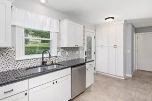 8108 Ensign Curve, Bloomington, MN 55438 - Photo 12
