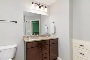 8108 Ensign Curve, Bloomington, MN 55438 - Photo 20