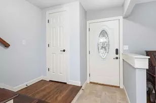 8108 Ensign Curve, Bloomington, MN 55438 - Photo 6