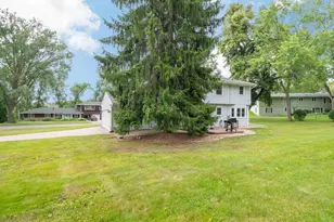 8108 Ensign Curve, Bloomington, MN 55438 - Photo 32
