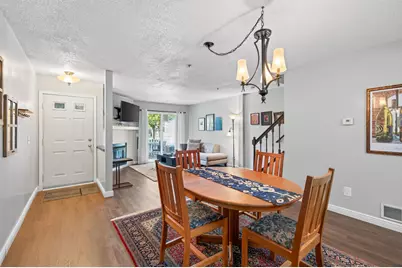 2566 Lockwood Drive #65, Mendota Heights, MN 55120 - Photo 6