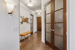 555 Oak Ridge Pl, Hopkins, MN 55305 - Photo 6