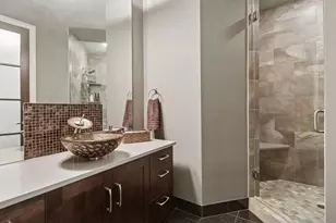 555 Oak Ridge Pl, Hopkins, MN 55305 - Photo 32