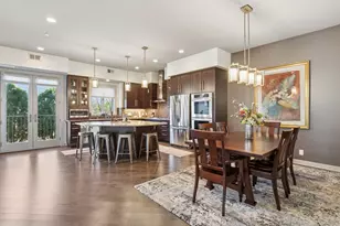 555 Oak Ridge Pl, Hopkins, MN 55305 - Photo 2