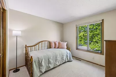 9721 Portal Drive, Eden Prairie, MN 55347 - Photo 20