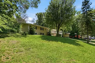 1475 Valley Dr, Burnsville, MN 55337 - Photo 4
