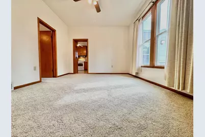 302 W Marshall Street, Marshall, MN 56258 - Photo 12