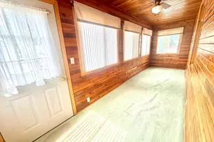302 W Marshall St, Marshall, MN 56258 - Photo 10