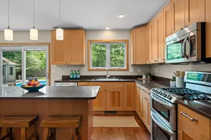 9040 E Sunrise Cir, Eden Prairie, MN 55347 - Photo 16