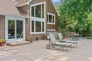 9040 E Sunrise Cir, Eden Prairie, MN 55347 - Photo 52