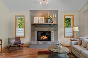 9040 E Sunrise Cir, Eden Prairie, MN 55347 - Photo 12
