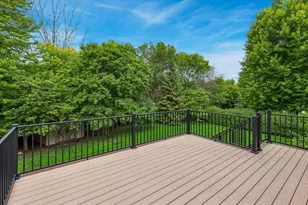 1584 Windsor Ln, Shakopee, MN 55379 - Photo 16
