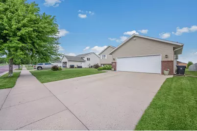 109 La Costa Lane, Mankato, MN 56001 - Photo 2