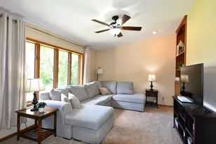 17910 Wedgewood Dr, Zumbrota, MN 55992 - Photo 6