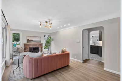 2856 Brunswick Avenue S, Saint Louis Park, MN 55416 - Photo 2