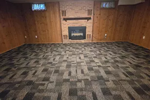 305 20th St NW, Austin, MN 55912 - Photo 28