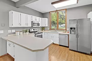 8955 Hilltop Dr, Saint Bonifacius, MN 55375 - Photo 14