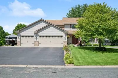 21071 Hyacinth Avenue, Lakeville, MN 55044 - Photo 2