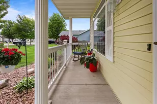 1227 Willow Pond Dr, Waite Park, MN 56387 - Photo 2