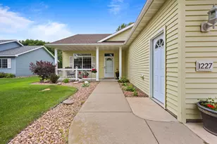 1227 Willow Pond Dr, Waite Park, MN 56387 - Photo 4