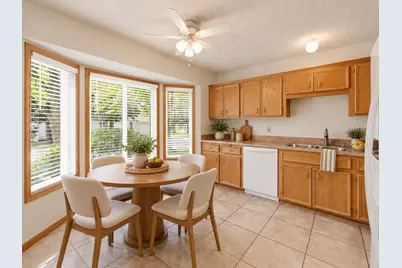 14111 Essex Lane, Apple Valley, MN 55124 - Photo 4