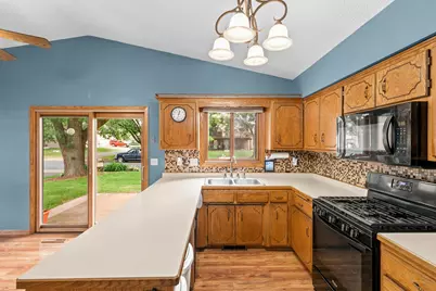 9 Shady Way #A, Circle Pines, MN 55014 - Photo 12