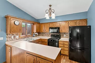 9 Shady Way, Circle Pines, MN 55014 - Photo 10
