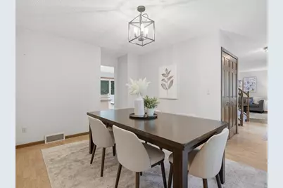 9331 Cedar Forest Road, Eden Prairie, MN 55347 - Photo 20