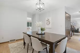 9331 Cedar Forest Rd, Eden Prairie, MN 55347 - Photo 20