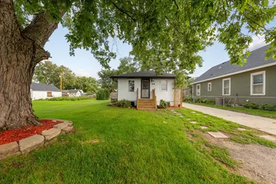 304 20th Street NW, Faribault, MN 55021 - Photo 2