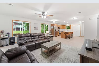 2013 E Oak Knoll Drive NE, Alexandria, MN 56308 - Photo 12