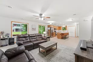 2013 E Oak Knoll Dr NE, Alexandria, MN 56308 - Photo 12