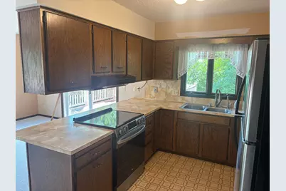 590 Lakeview Road, Heron Lake, MN 56137 - Photo 2